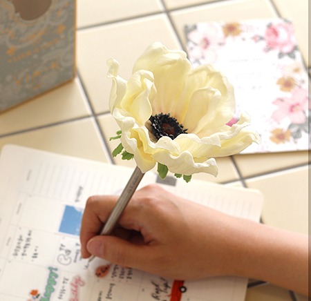 화이트 러블리 아네모네 플라워펜 - white lovely anemone flower pen