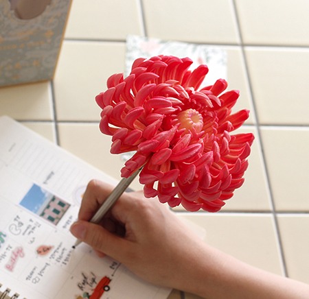 핑크 국화 플라워펜 - pink chrysanthemum flower pen
